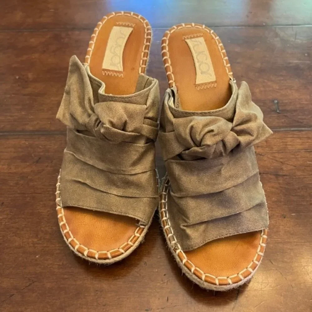 SUGAR Womens Tan‎ Canvas Platform Sandals Size 9